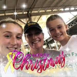 Meet your Posher, Leslie